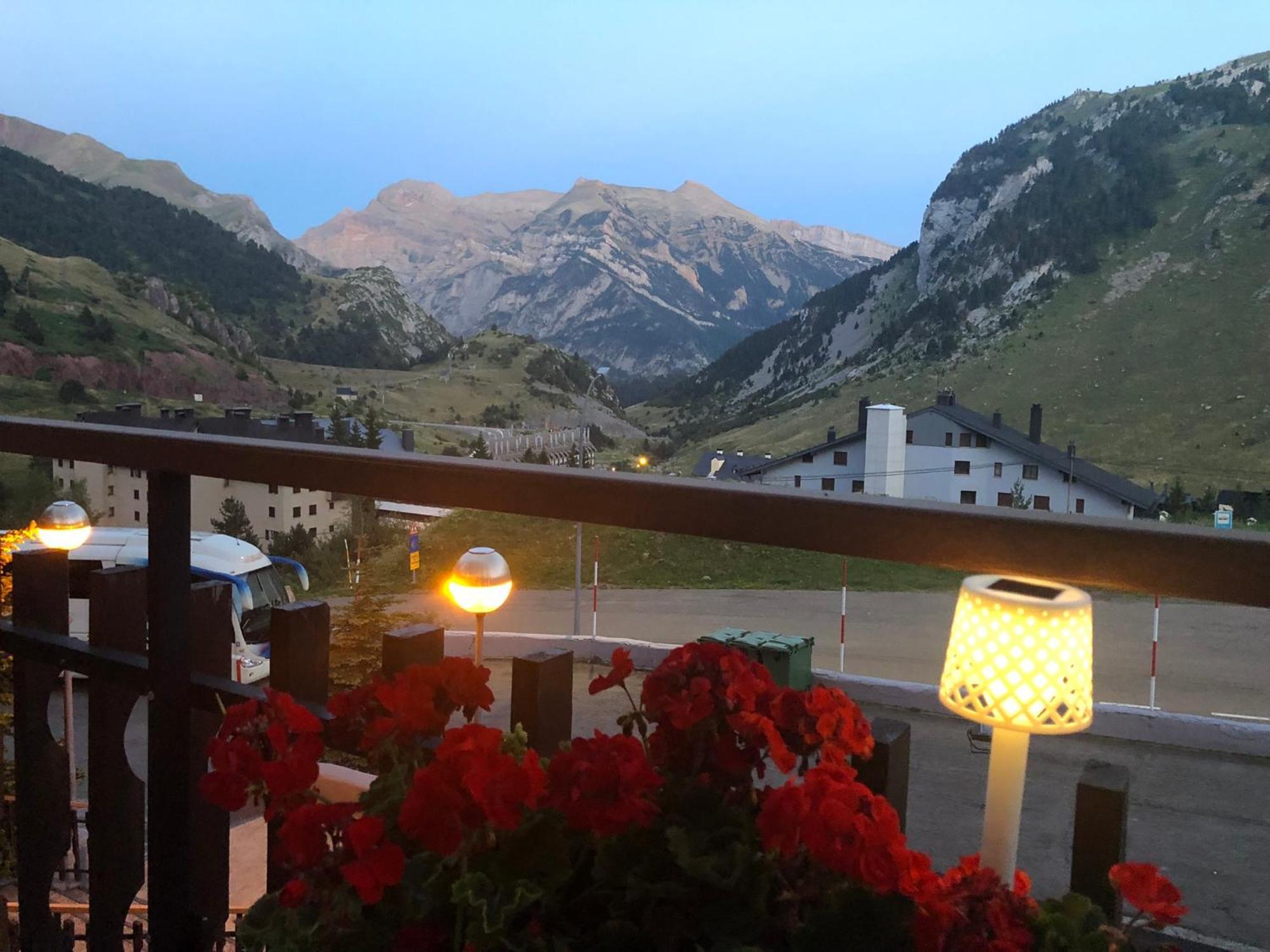 Hotel Edelweiss Candanchú Exteriér fotografie