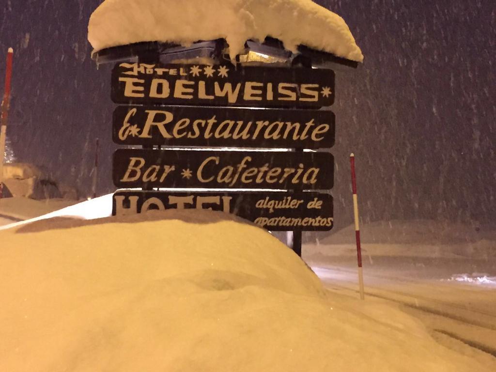 Hotel Edelweiss Candanchú Exteriér fotografie
