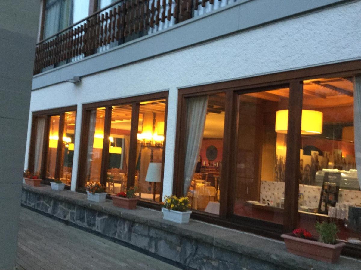 Hotel Edelweiss Candanchú Exteriér fotografie
